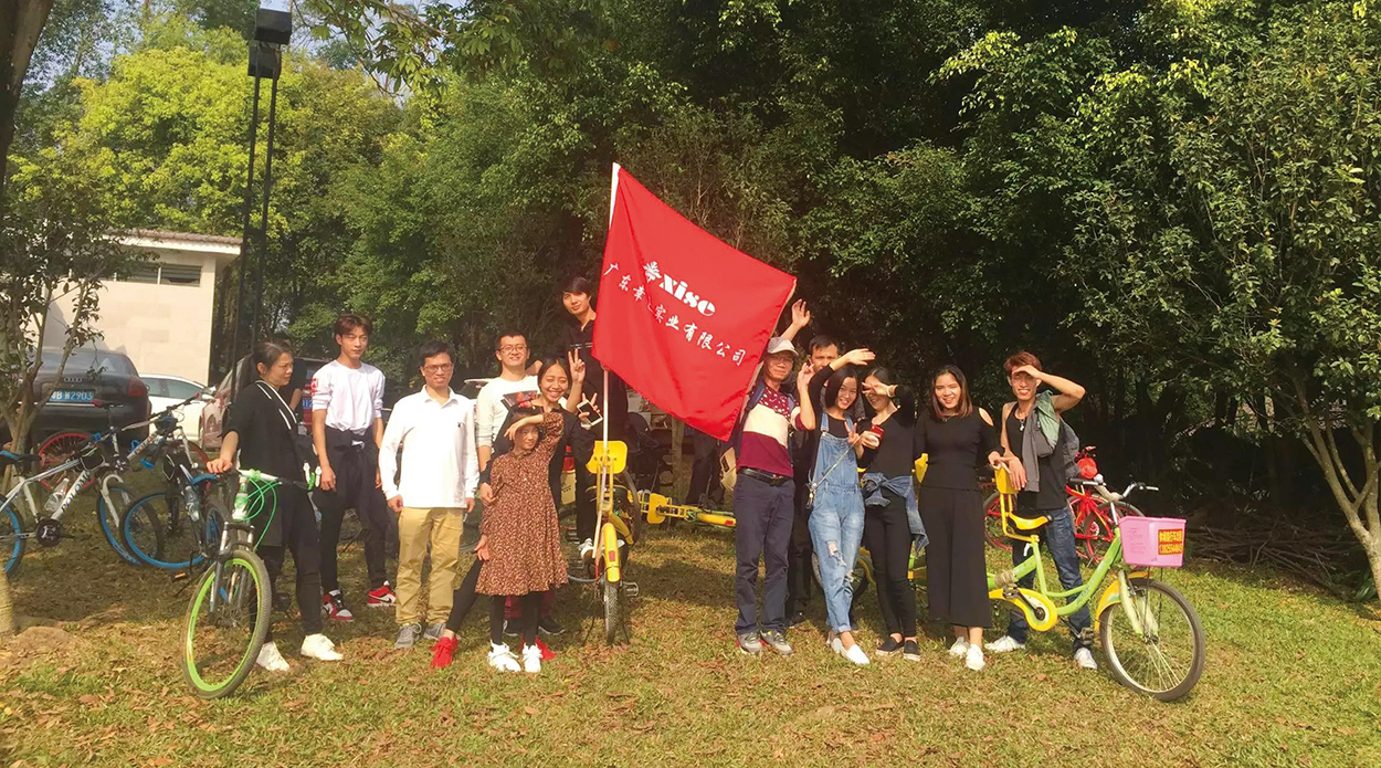 幸色自行车郊游
